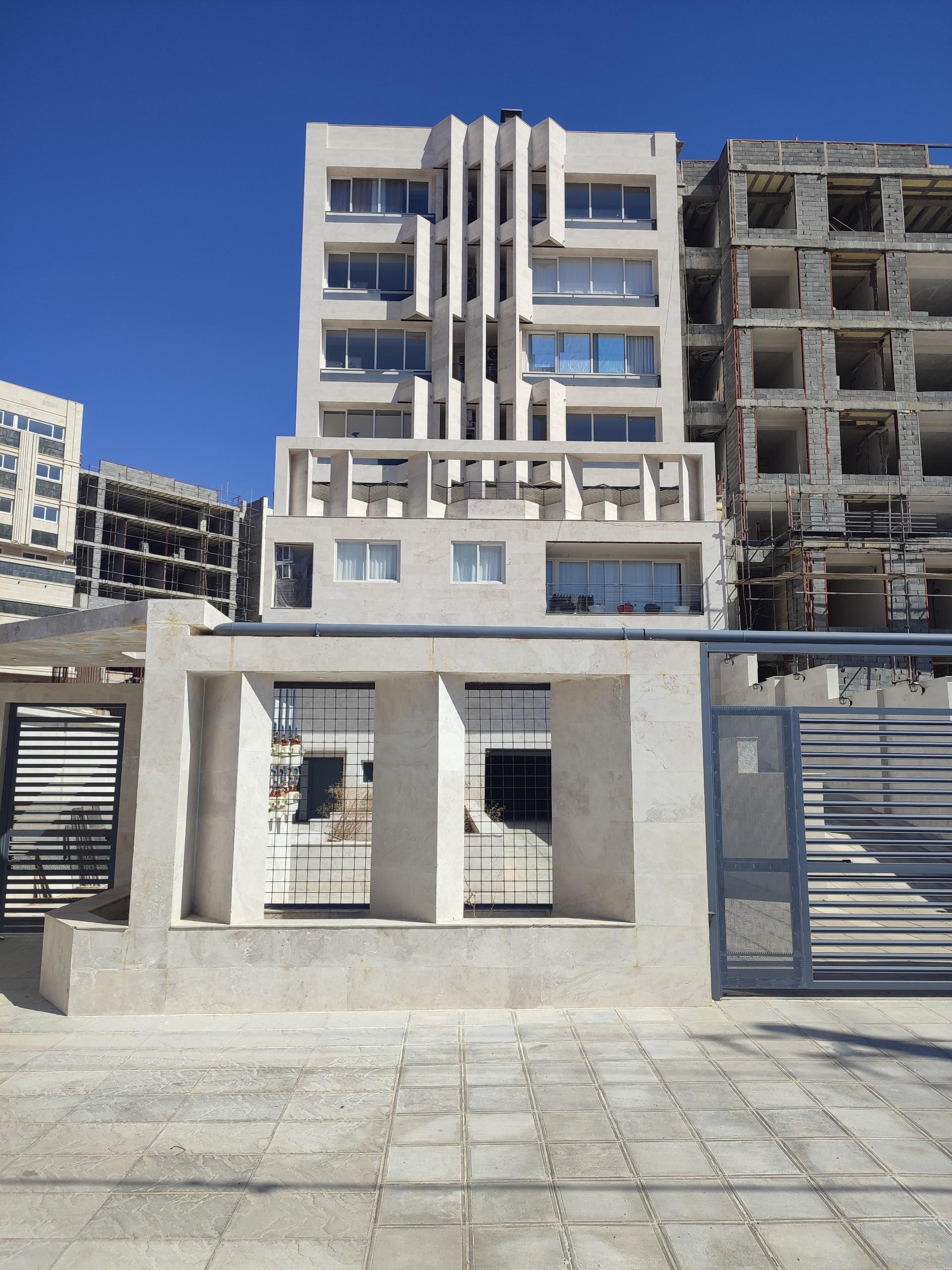 عکس ساختمان گندم