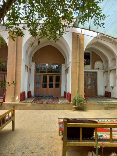 عکس کباب سرای بلند بالا