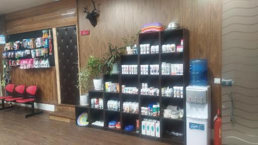 عکس کلینیک دامپزشکی دوست خوب