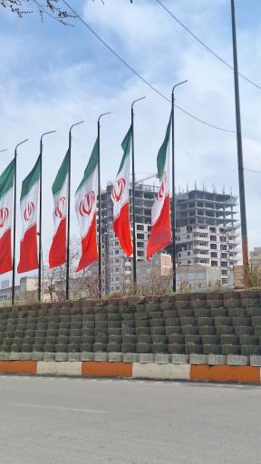 عکس برج های دوقلوی یادمان (در حال ساخت)