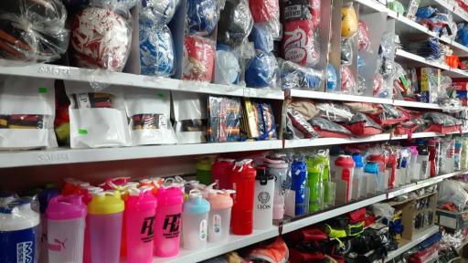 عکس فروشگاه لوازم ورزشی اسپرت پلاس