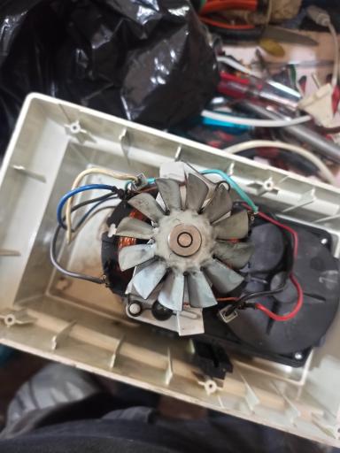 عکس تعمیر لوازم خانگی وسو