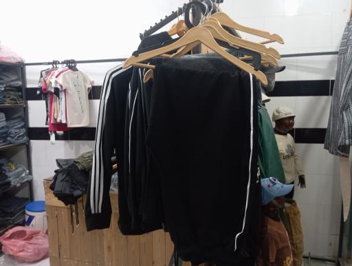 عکس لباس فروشی کاکتوس