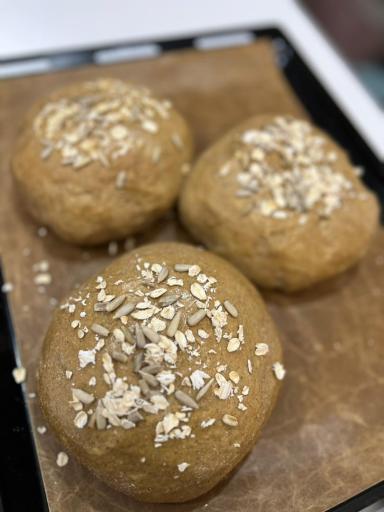 عکس نان مهرابیان