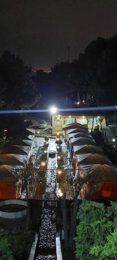 عکس رستوران باغ‌بهشت