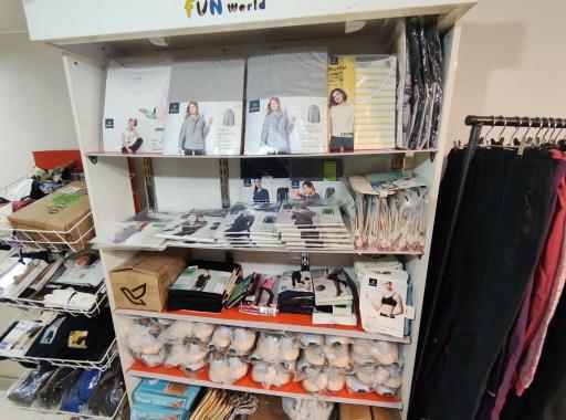 عکس فروشگاه لباس شیراز اوت لِت