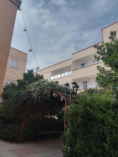 عکس آپارتمان ترنج