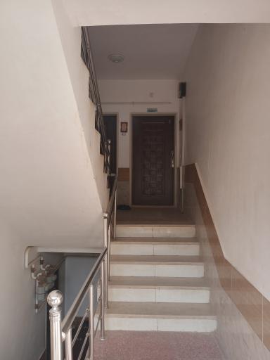 عکس آپارتمان ترنج