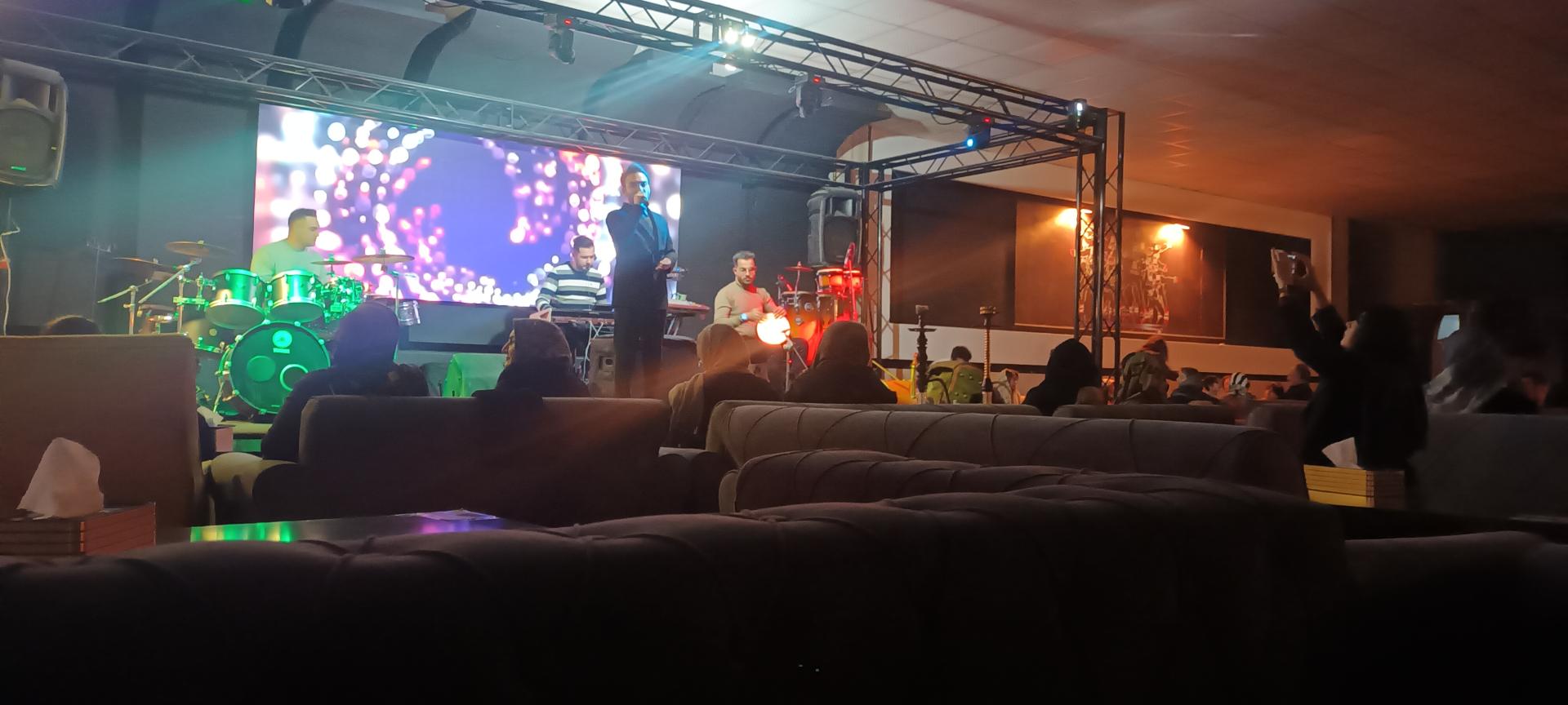 عکس باغ رستوران دومینو (جمیرا سابق)