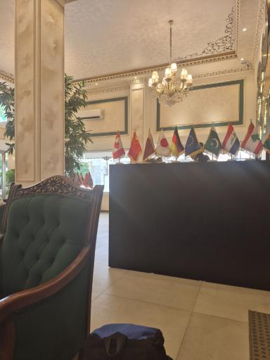 عکس هتل ورنوس