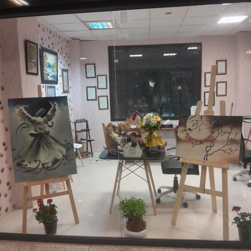 عکس آموزشگاه نقاشی هنریته