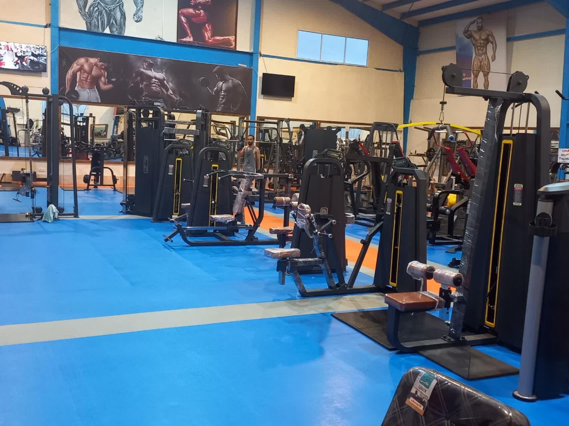 عکس باشگاه بدنسازی و پرورش اندام دنیای قدرت 