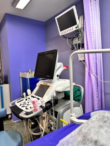 عکس بیمارستان فوق تخصصی امید