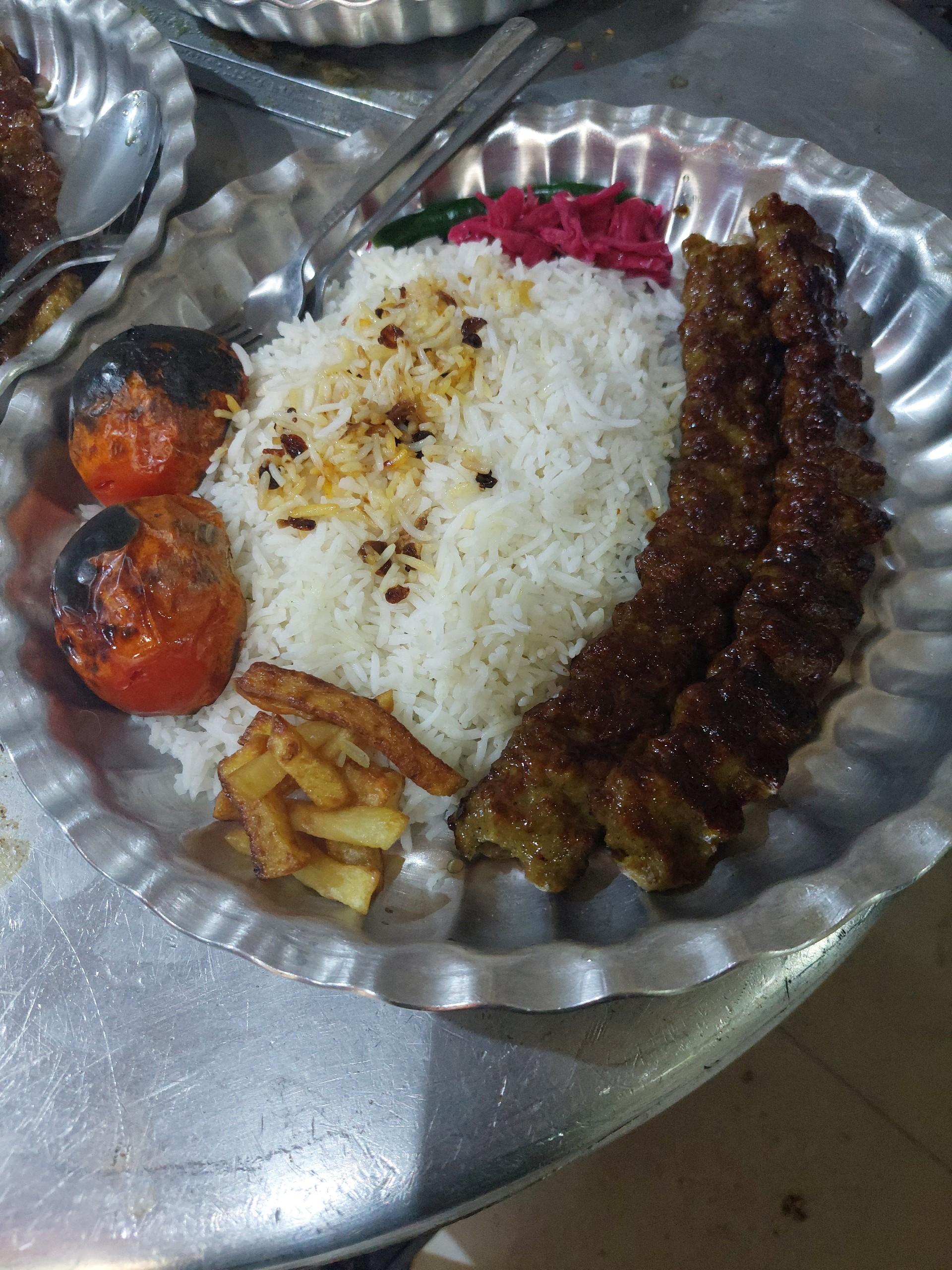 عکس بیرون دلفین 