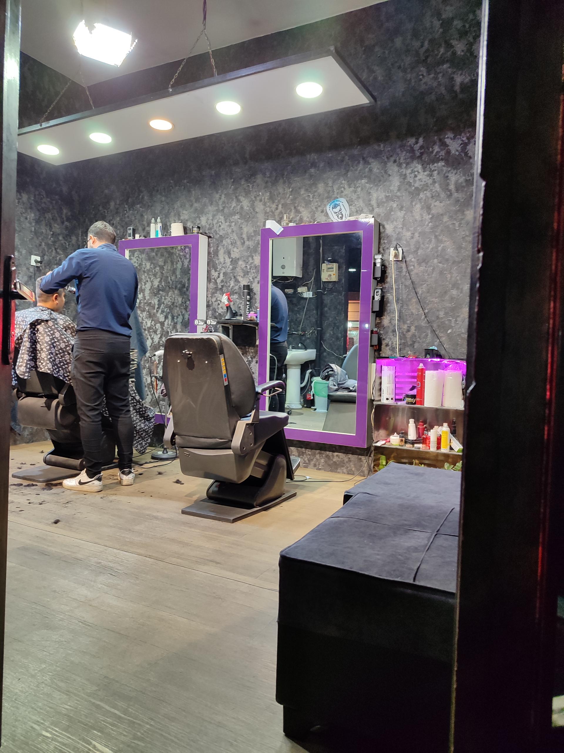 عکس آرایشگاه رز سیاه