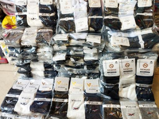 عکس پخش لباس زیر باران