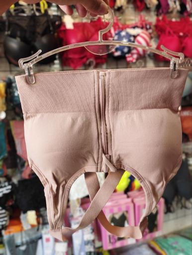 عکس پخش لباس زیر باران