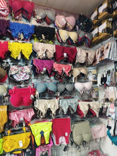 عکس پخش لباس زیر باران