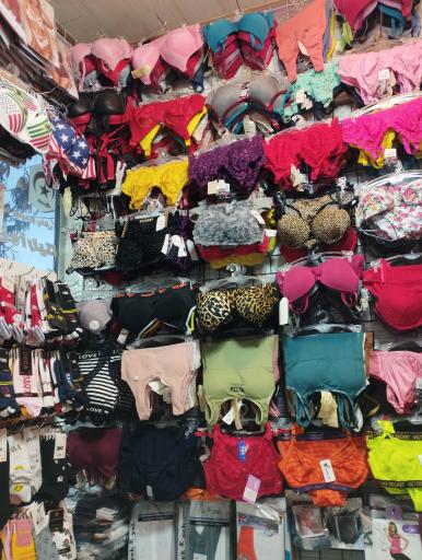 عکس پخش لباس زیر باران