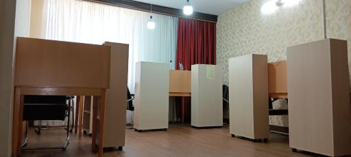 عکس سالن مطالعه دخترانه باران