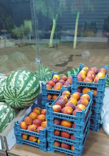 عکس میوه فروشی