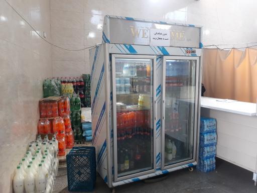 عکس آشپزخانه مرکزی مادرجون