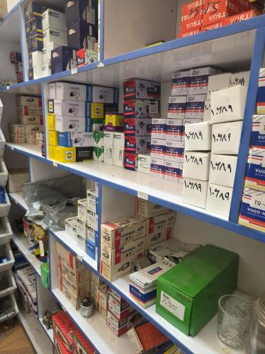 عکس فروشگاه لوازم برق و کولر اتومبیل توانگستر