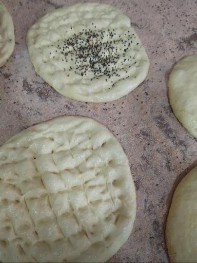 عکس نانوایی بربری پزی کریمان