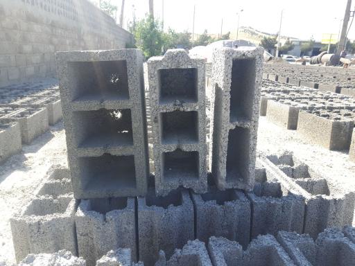 عکس کارگاه قطعات بتنی صادق نظری