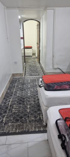 عکس مسافرخانه کمانی