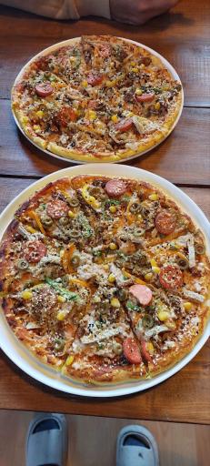 عکس کافه گیاهی (وگان) ریشه