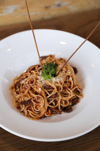 عکس رستوران نیوشا