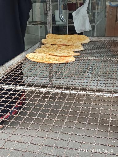 عکس نانوایی بربری پزی کریمان