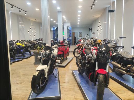 عکس بازرگانی موتوبرند