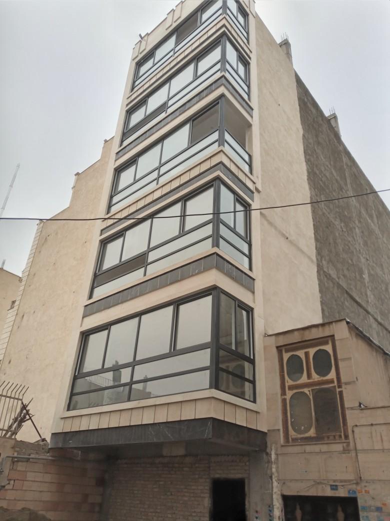 عکس پنجره دوجداره رادوین