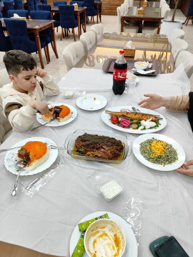 عکس رستوران بابا حسن