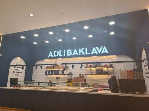 عکس عدلی باقلوا