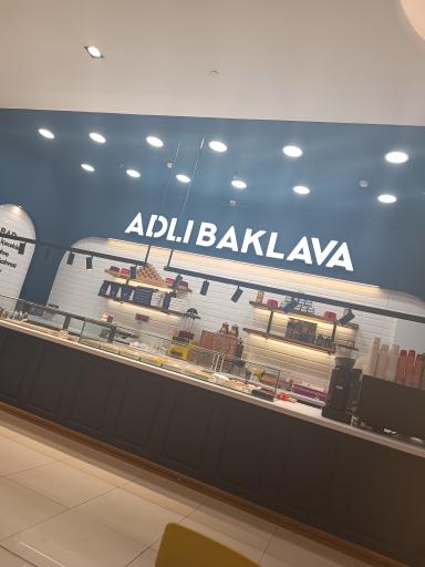 عکس عدلی باقلوا