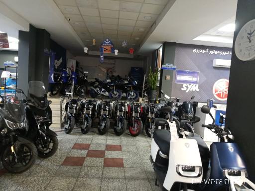عکس موتورسیکلت نیرو موتور