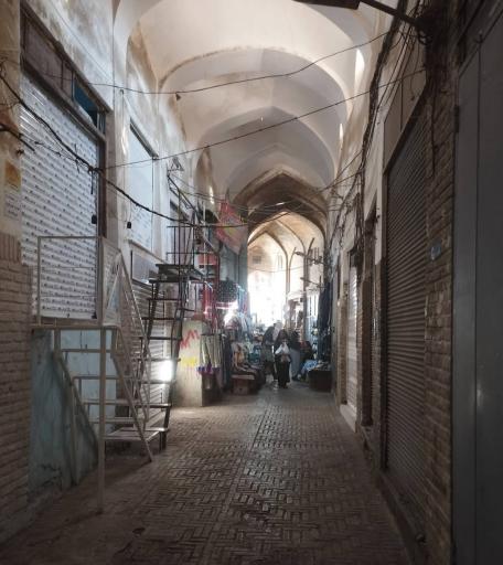 عکس بازار شیخ علاءالدوله