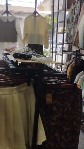 عکس بوتیک گالری پاپیون ( زارع )