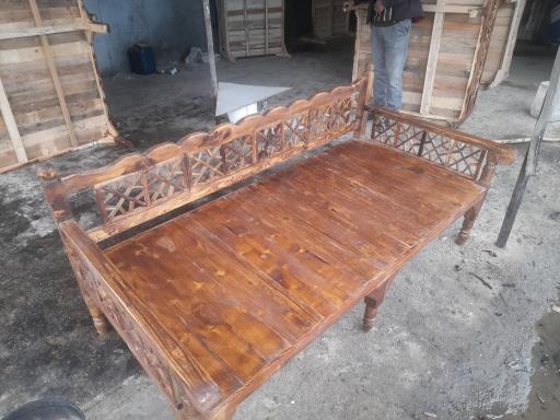 عکس تخت سنتی پایتخت