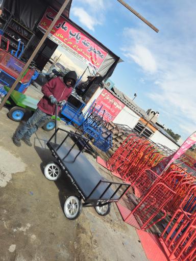 عکس پاپ مارکت 