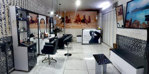 عکس پیرایش آقای همسایه 