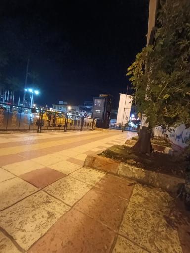 عکس کیوسک هوشمند پایا