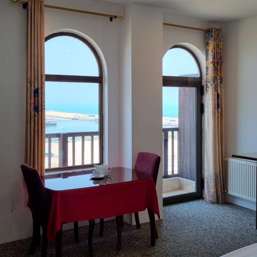 عکس هتل ناکو