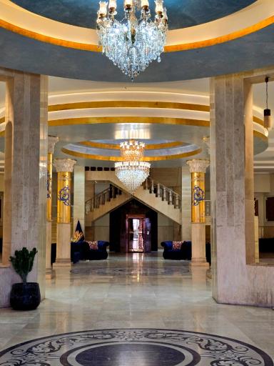 عکس هتل روشن