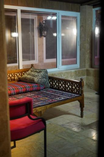 عکس هتل روشن