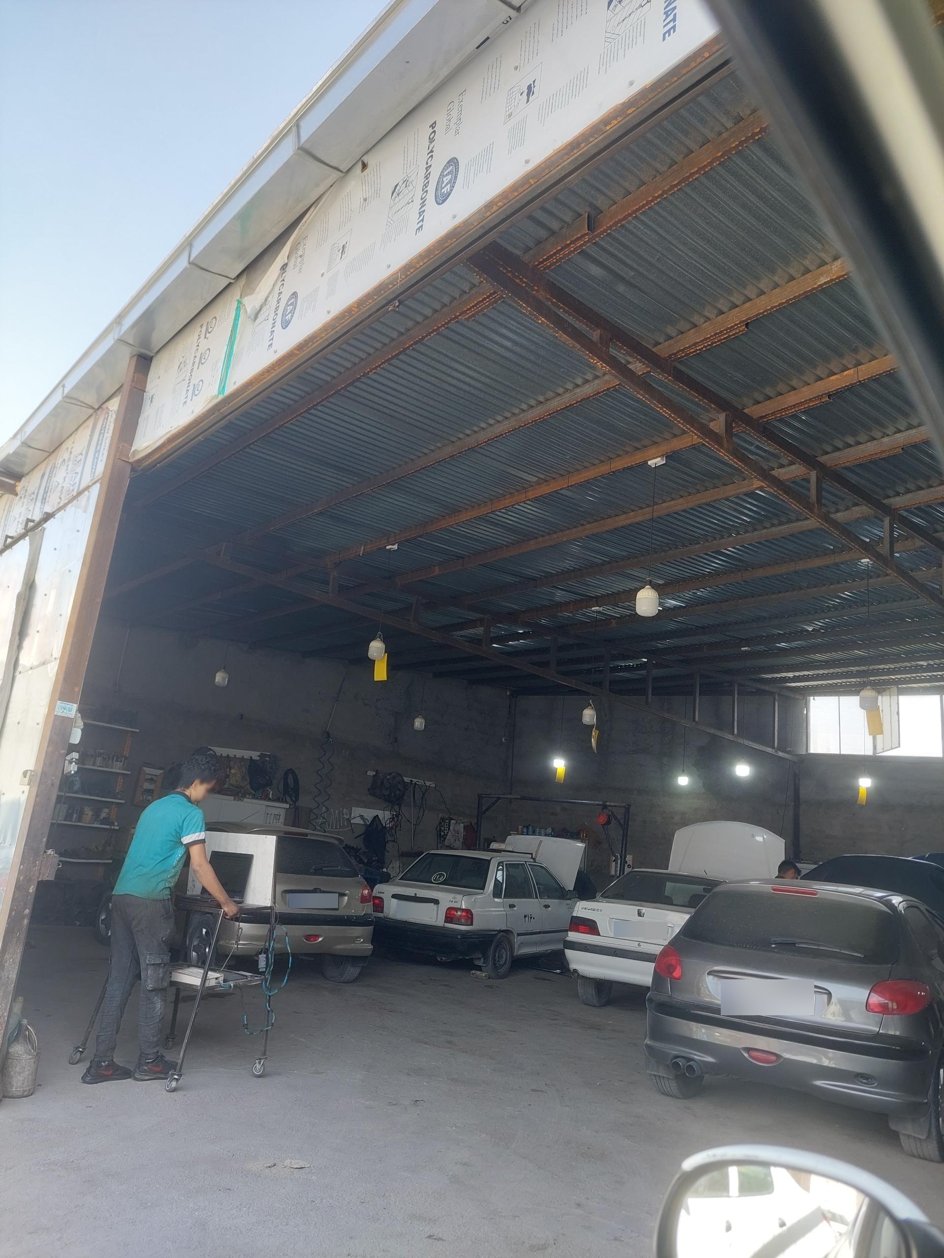 عکس تعمیرگاه اوستا هانی