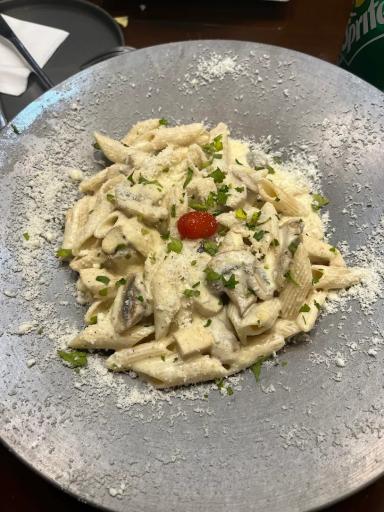 عکس هیرو کام کافه